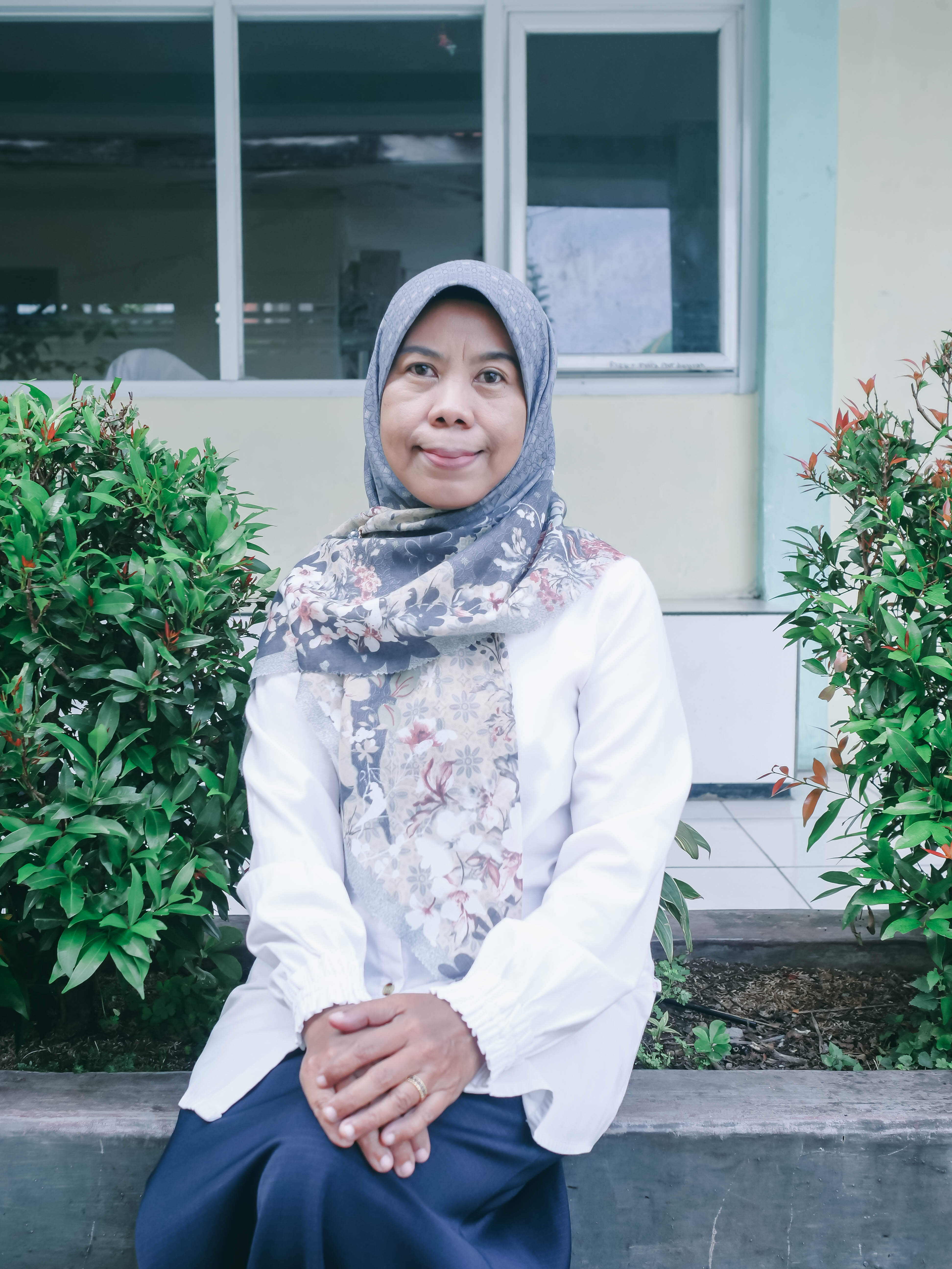 Hj. EKA SULISTIKA, S.Pd